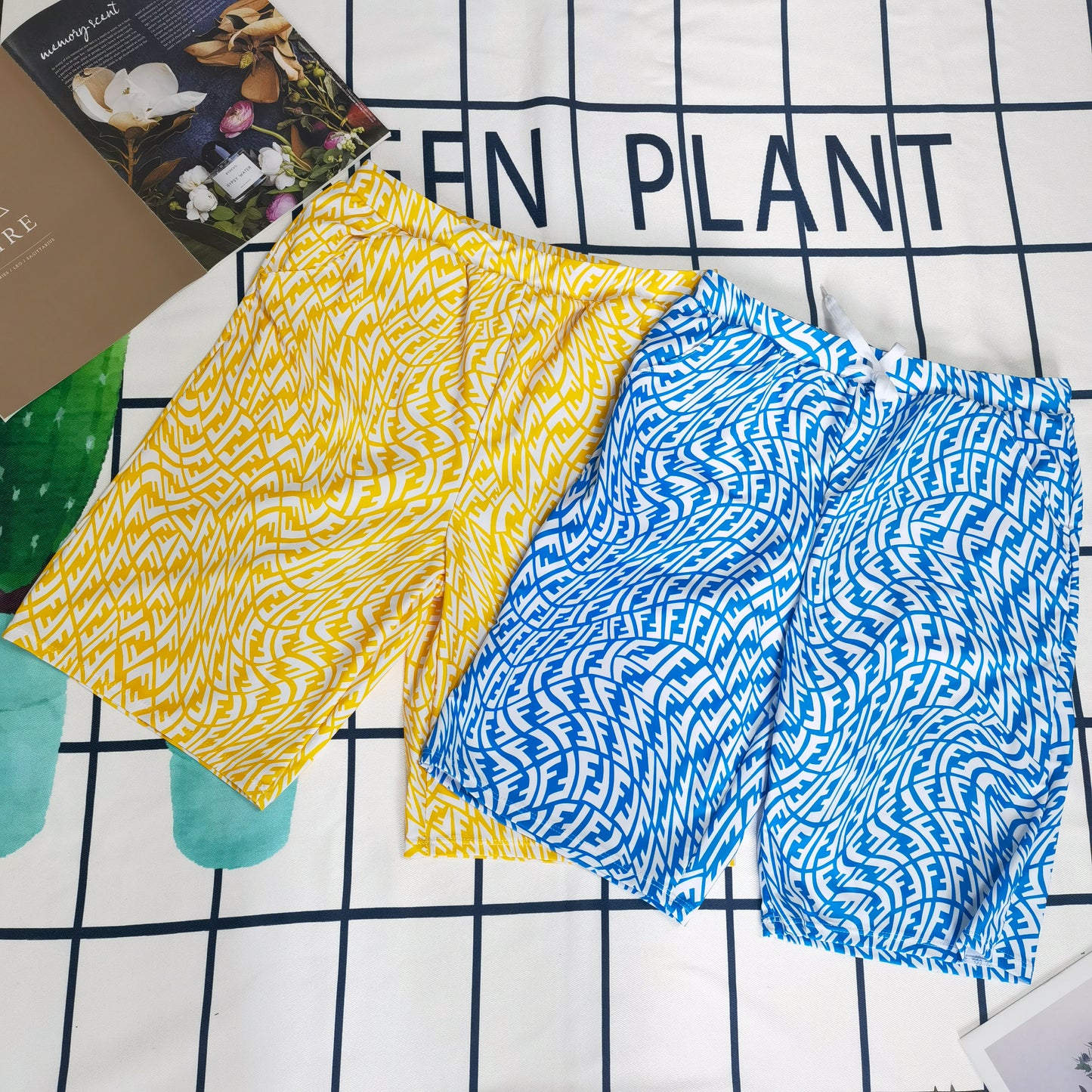 14F10YDE Stylish  Men's trunks