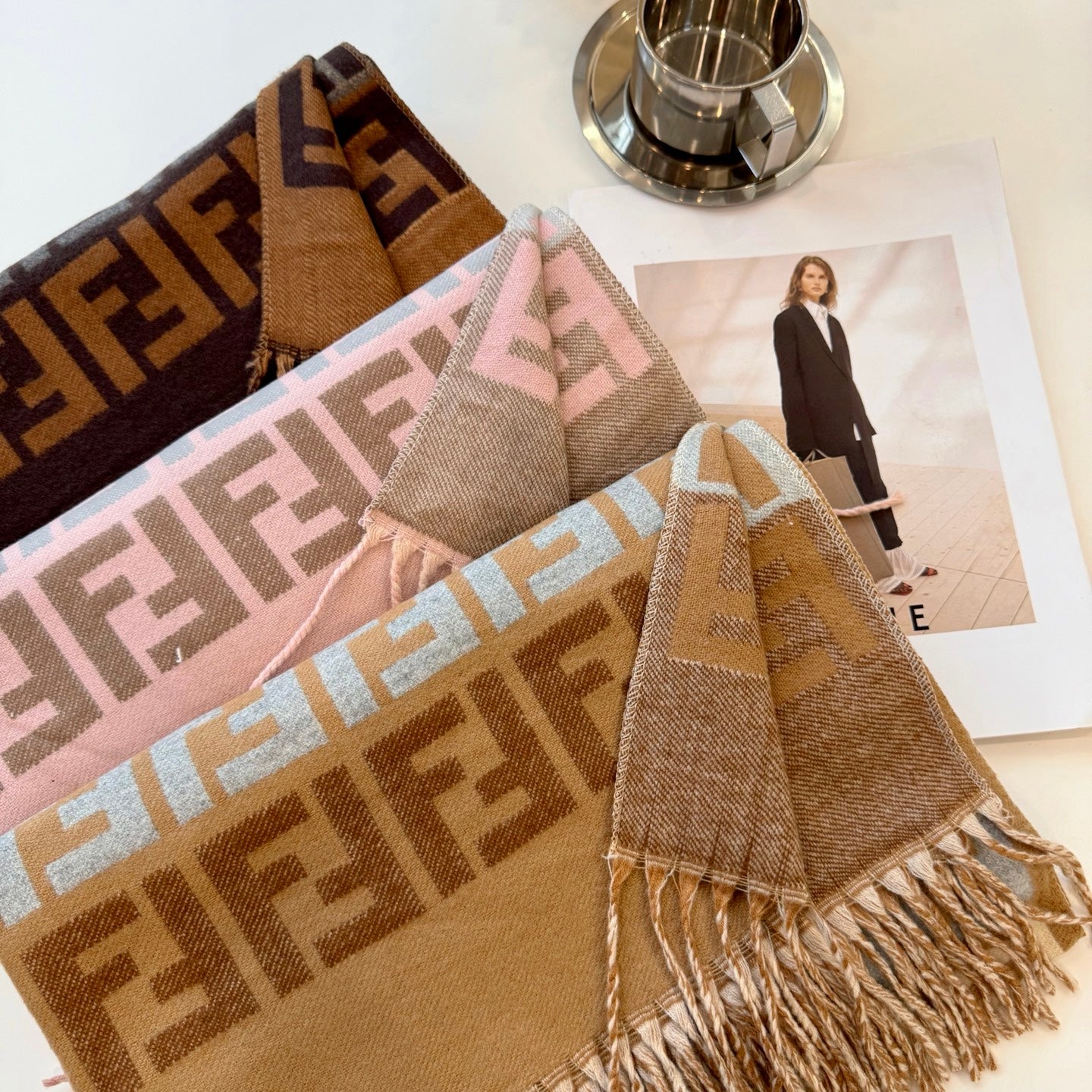 185RF65WDE Stylish Winter Scarves