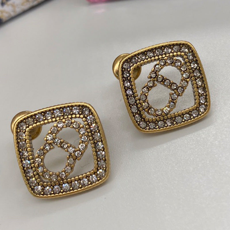 1YD144EDE Stylish Earrings