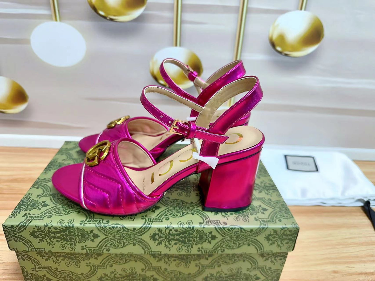 14B182ZDE Stylish High heels Heel height 7cm