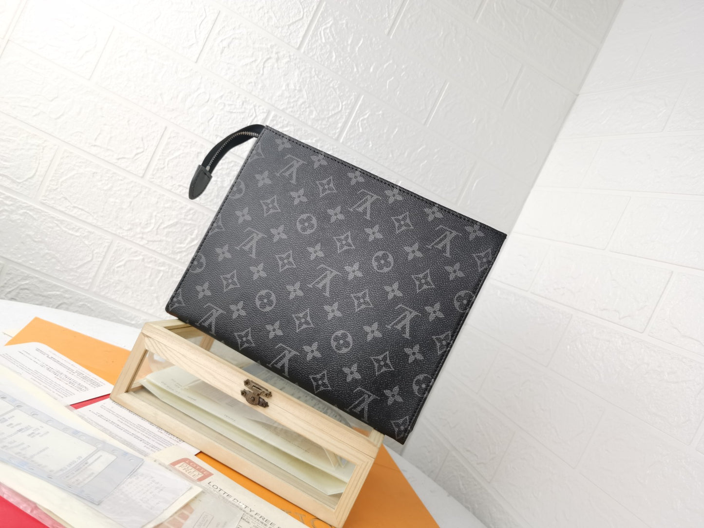1XE392BDE Stylish leather bag