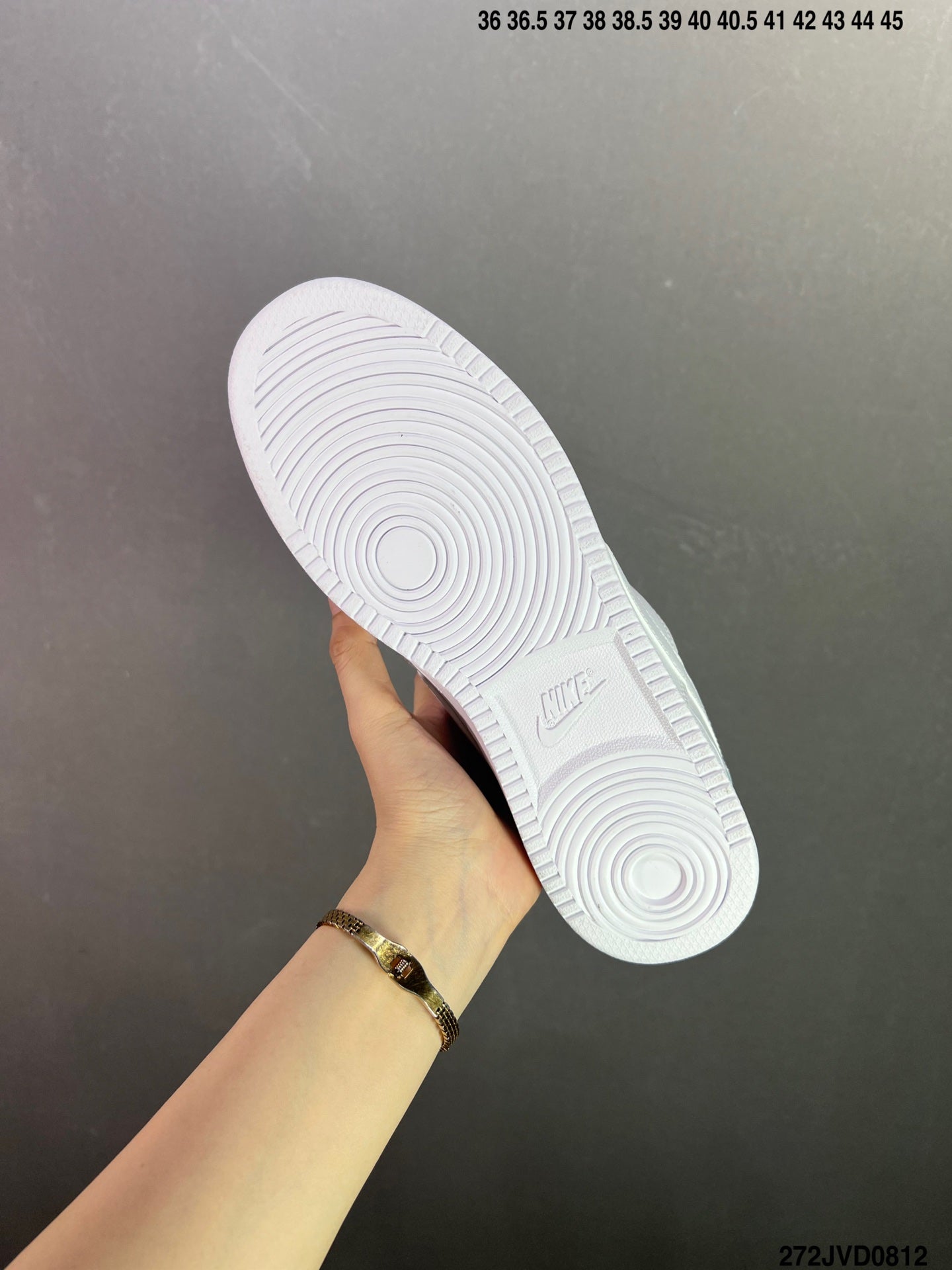 4YN48ZDE Stylish Sneakers (No Box, August-October Big Sale)