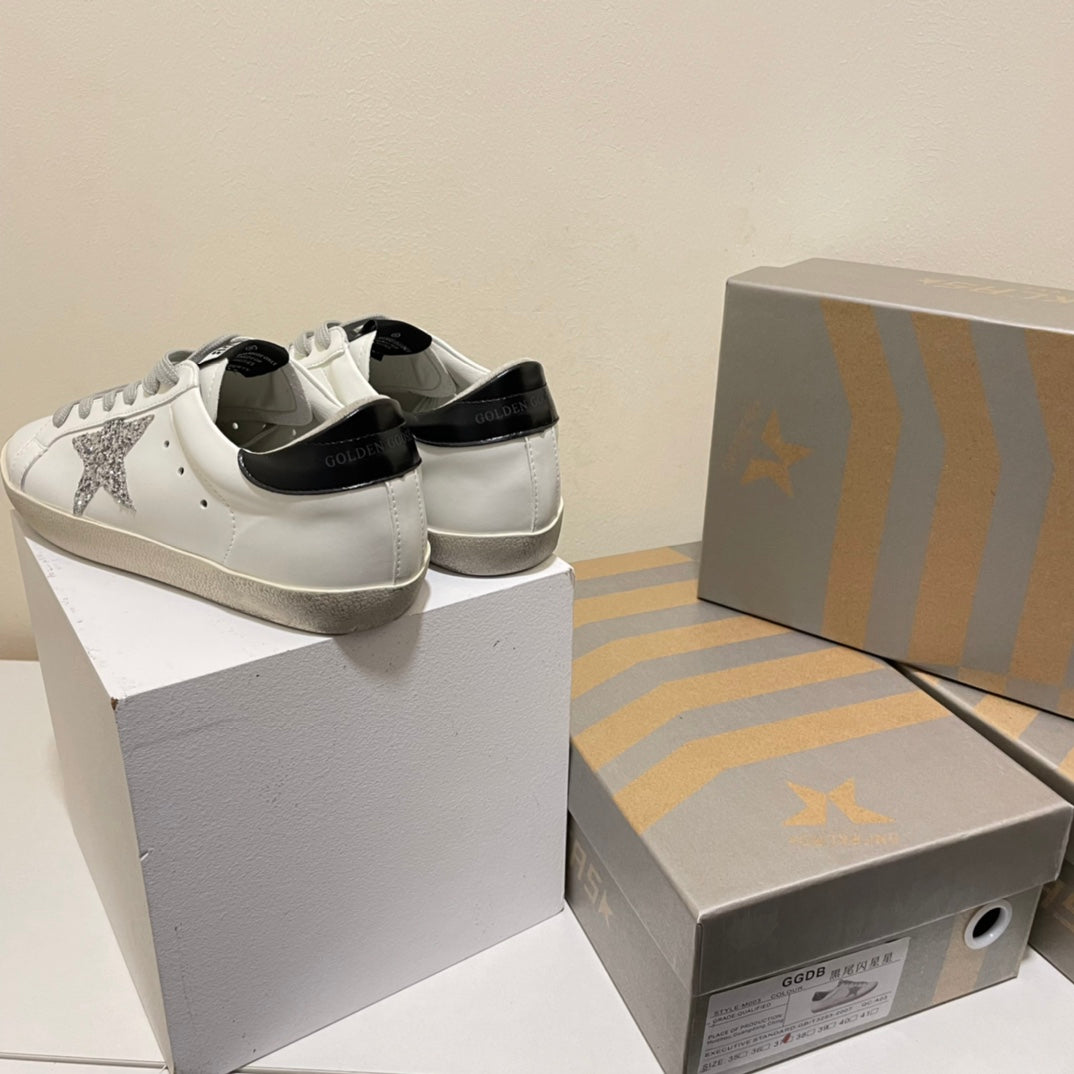 14GE114ZDE Stylish shoes