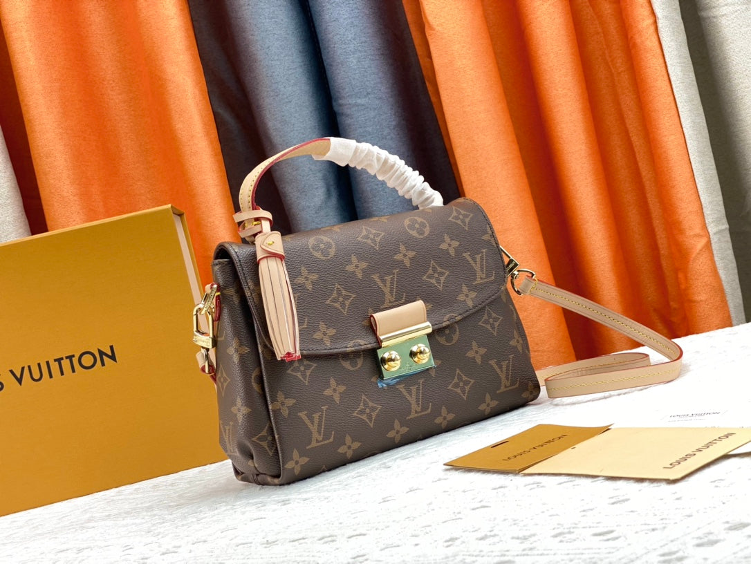 1WE2BDE Stylish leather Bags