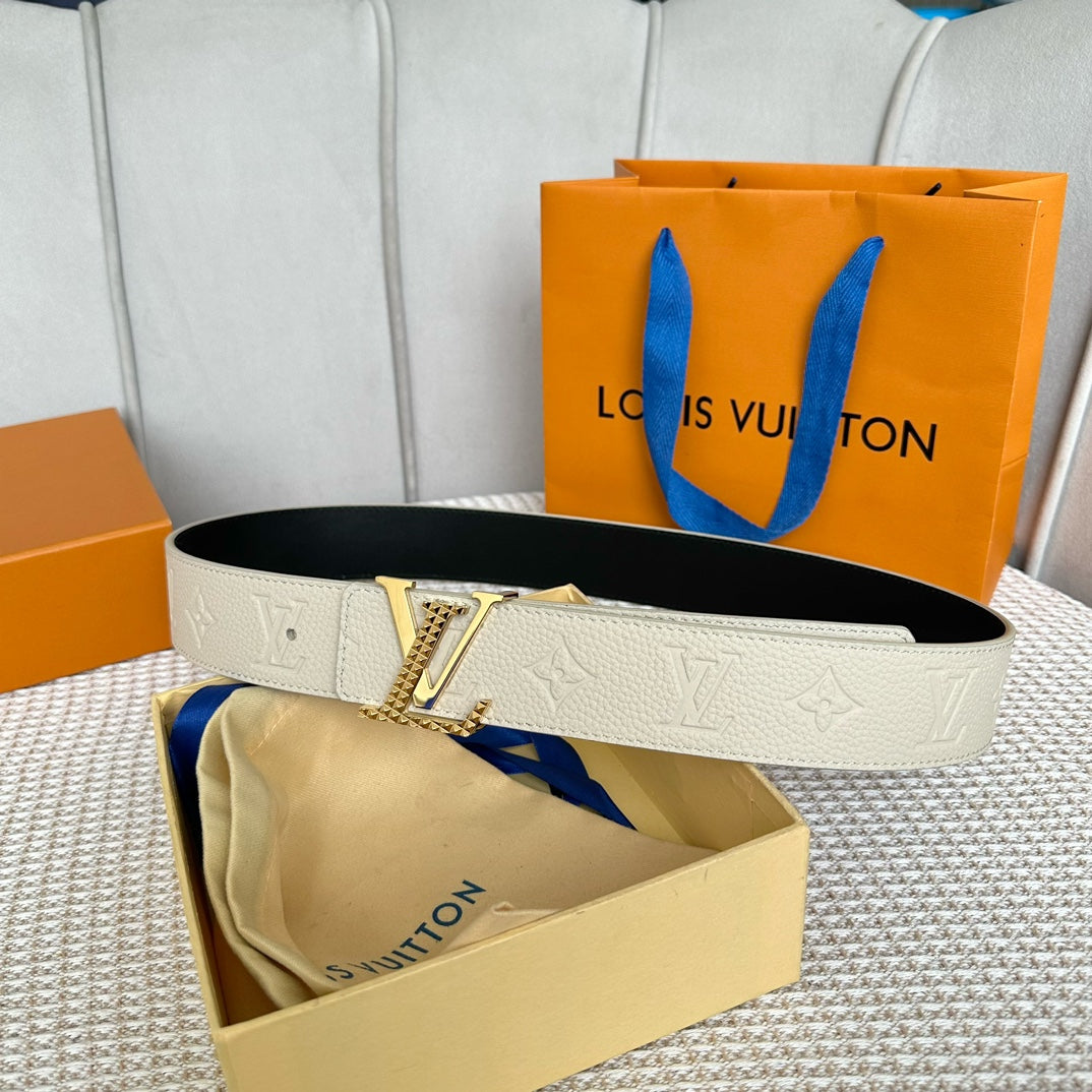 14E133PDE Stylish  High quality belt With full package