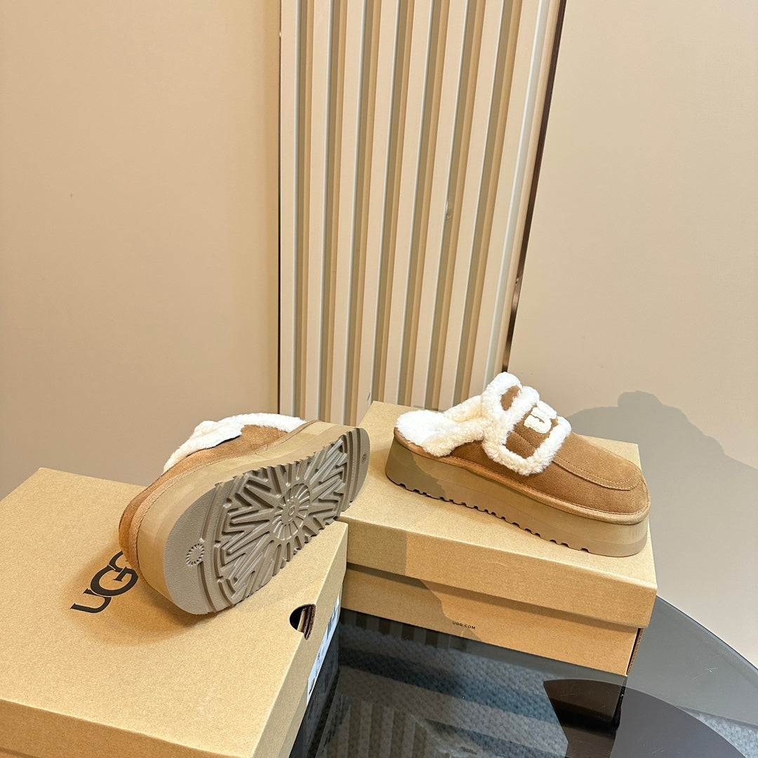 1JU24ZDE Stylish Slippers