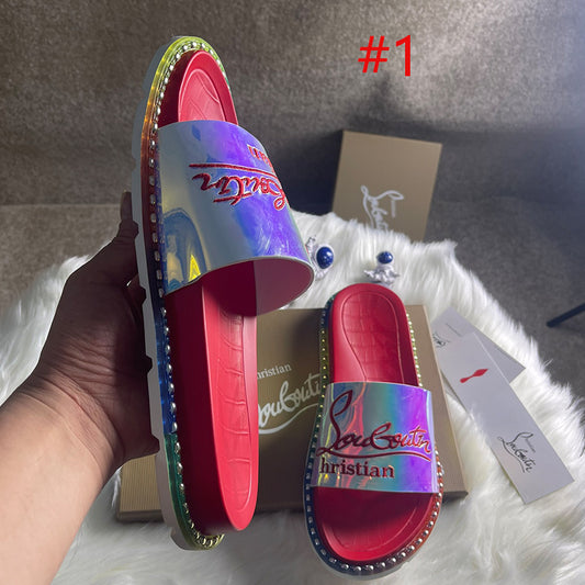 J4A24ZDE Stylish Slippers