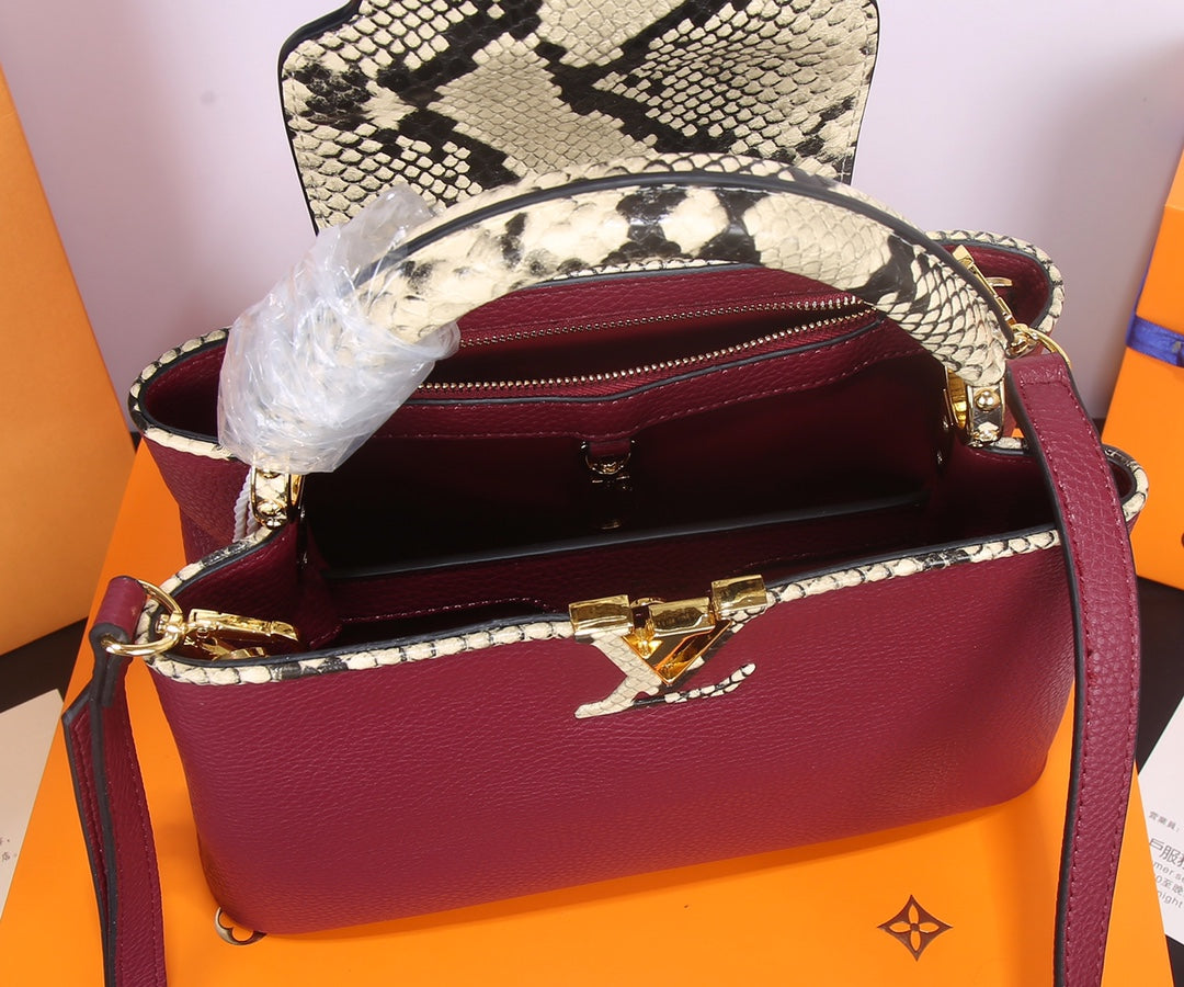 1XE443BDE Stylish leather bag