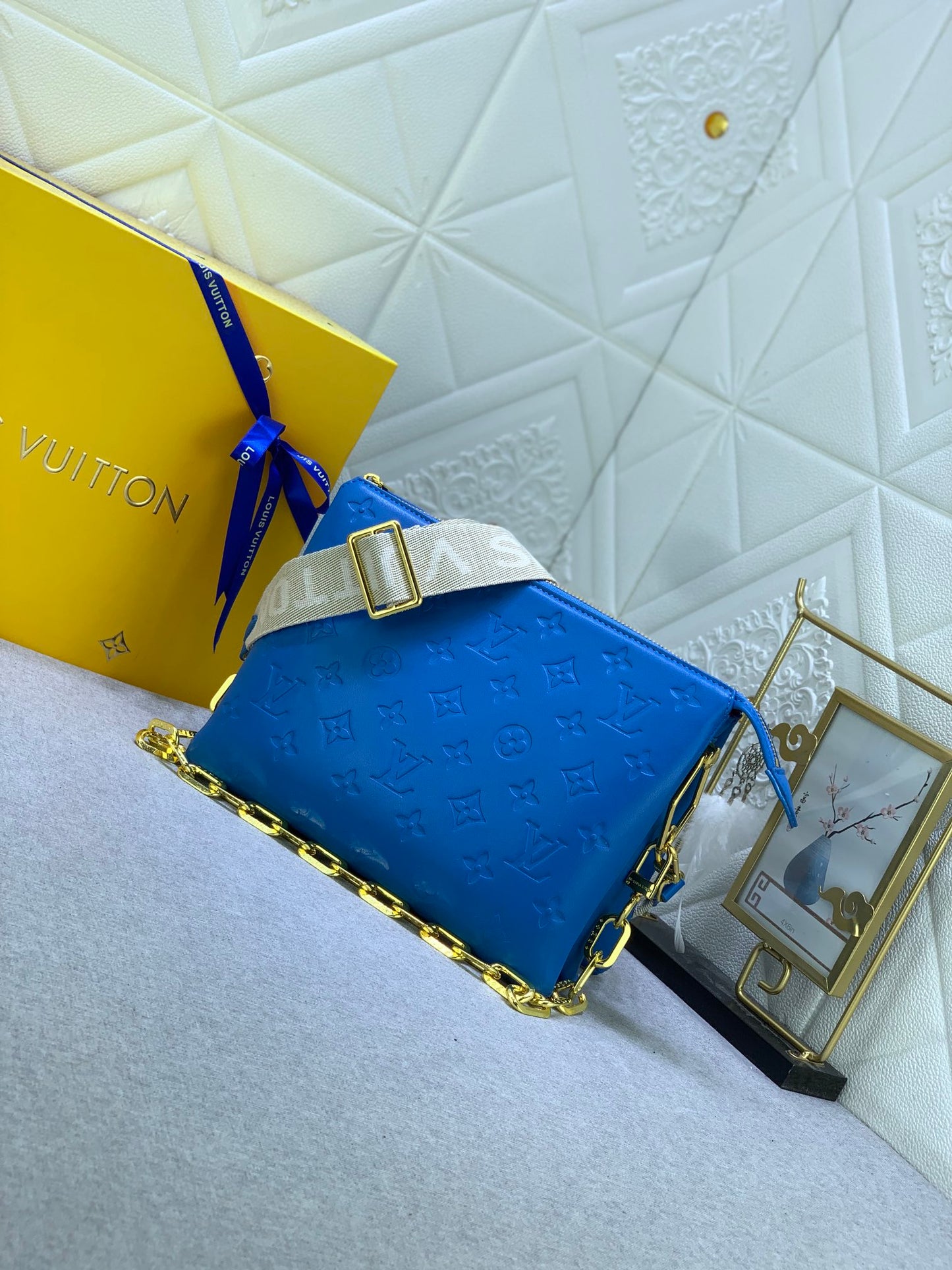 2XE40BDE Stylish leather bag 