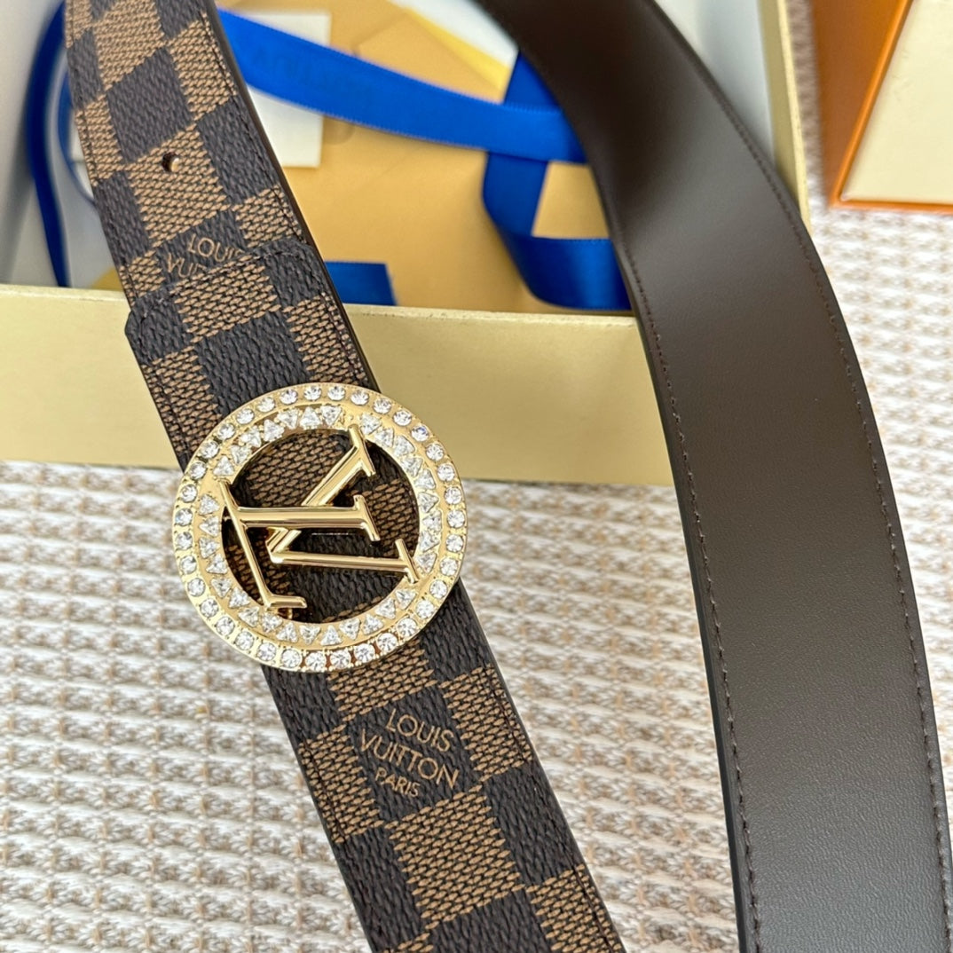 14E128PDE Stylish  High quality belt With full package