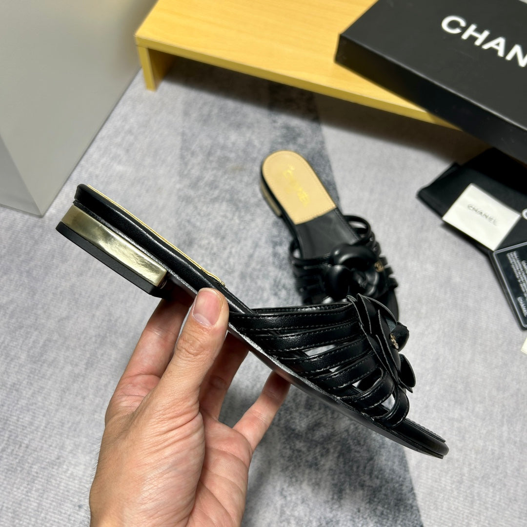 14C186ZDE Stylish Slippers