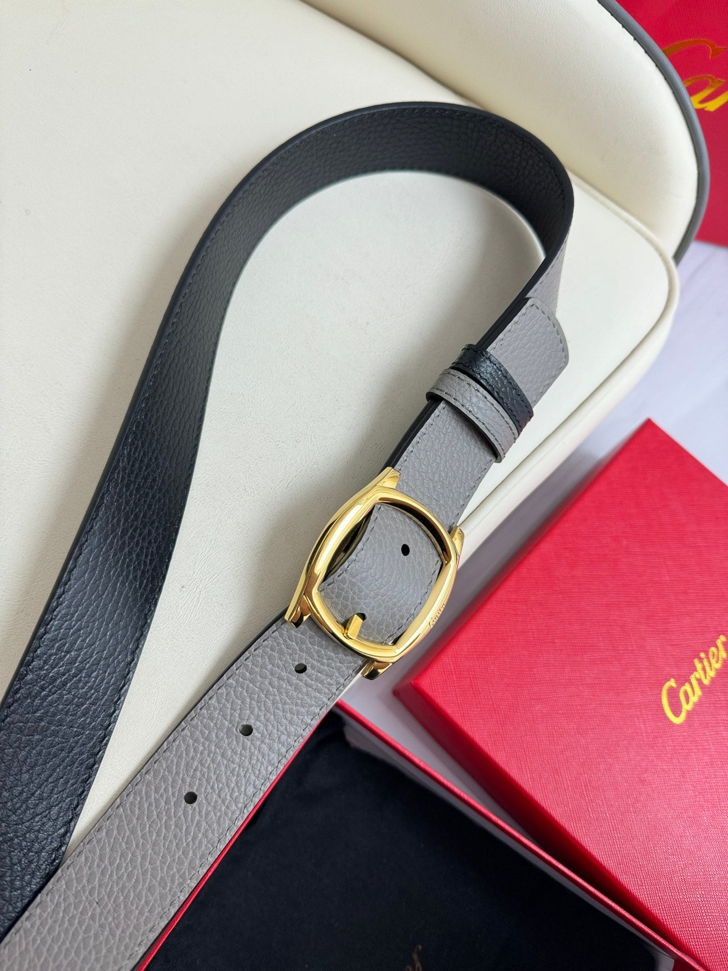 1WK173PDE Stylish  High quality belt With full package
