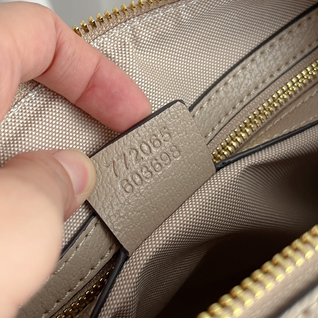 1WB60BDE Stylish leather bag