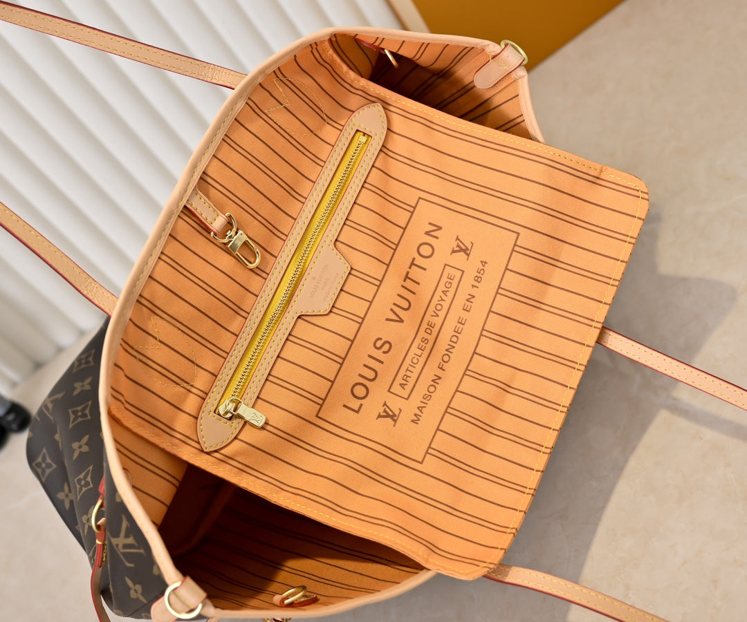 1WE77BDE Stylish leather bag