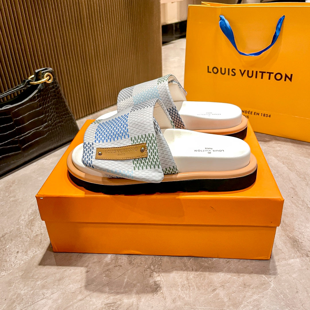 14E211ZDE Stylish Slippers