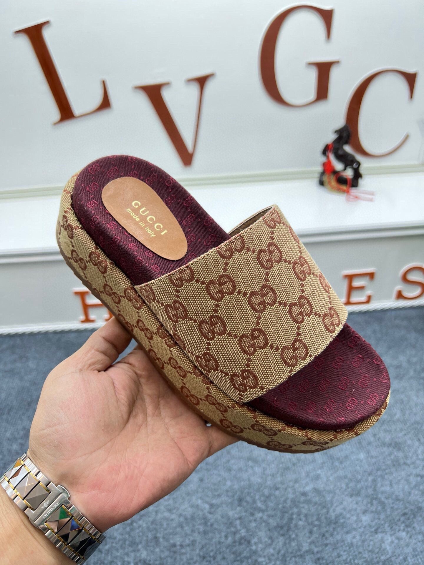 54B122ZDE Stylish slippers  Sole thickness 5.5cm