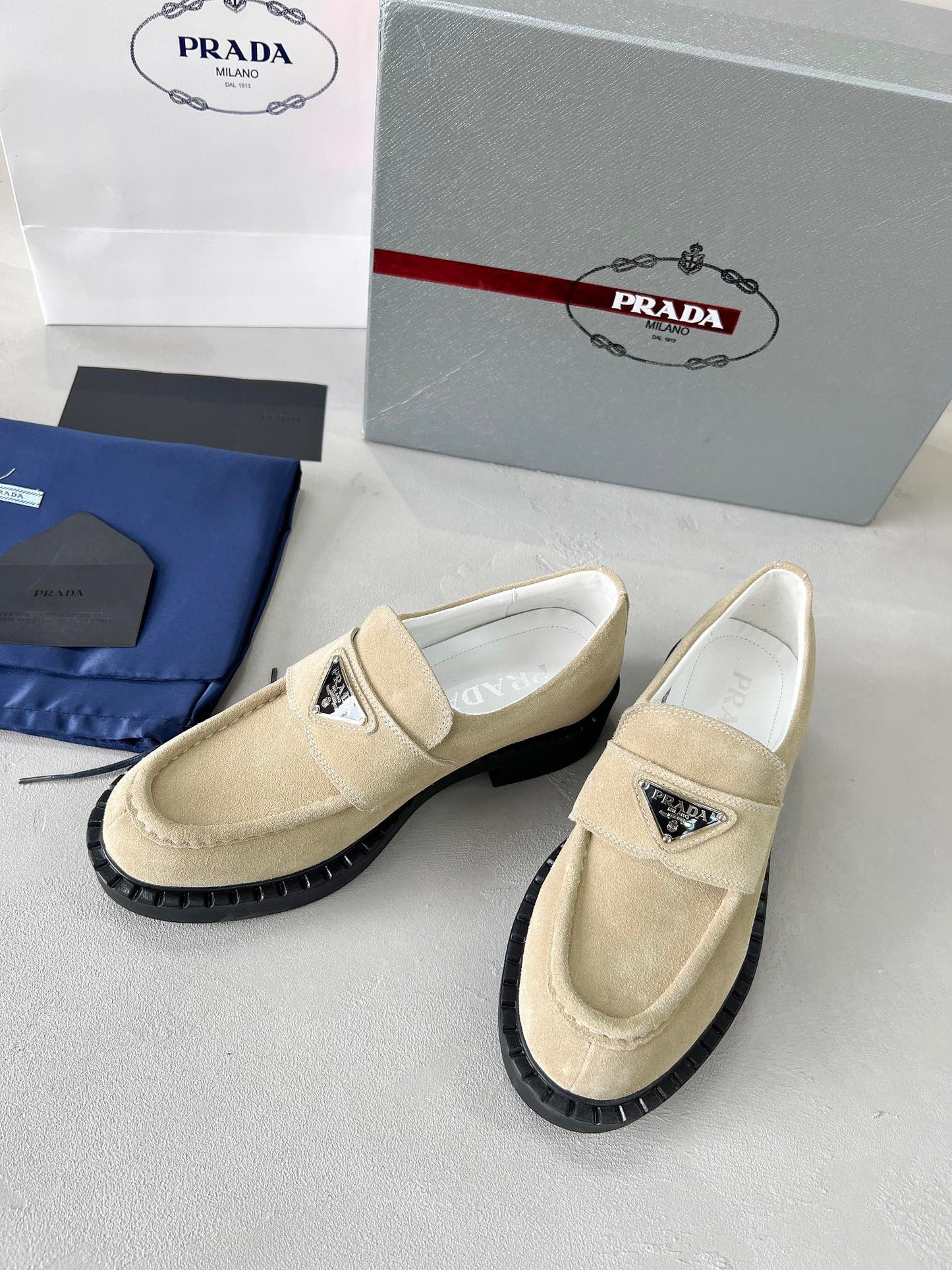 285ZPD64ZDE Stylish  leather  Casual shoes