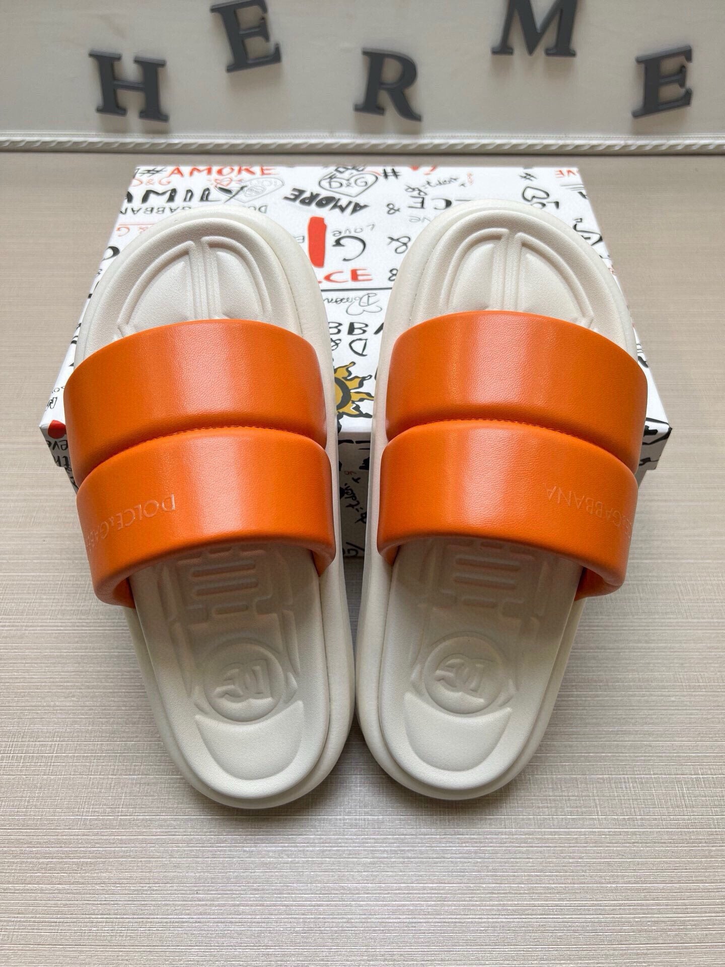 535ZA268ZDE Stylish Slippers