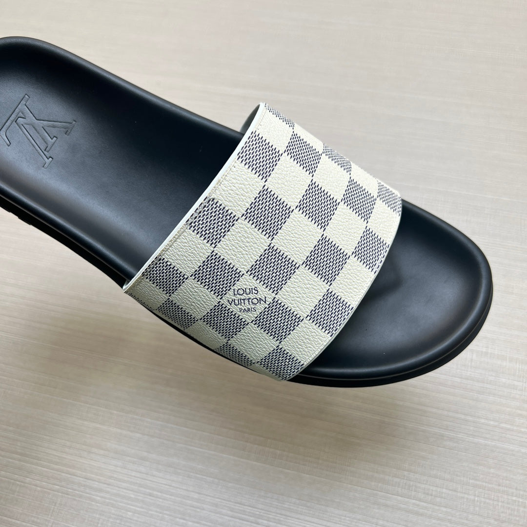 54E61ZDE Stylish slippers