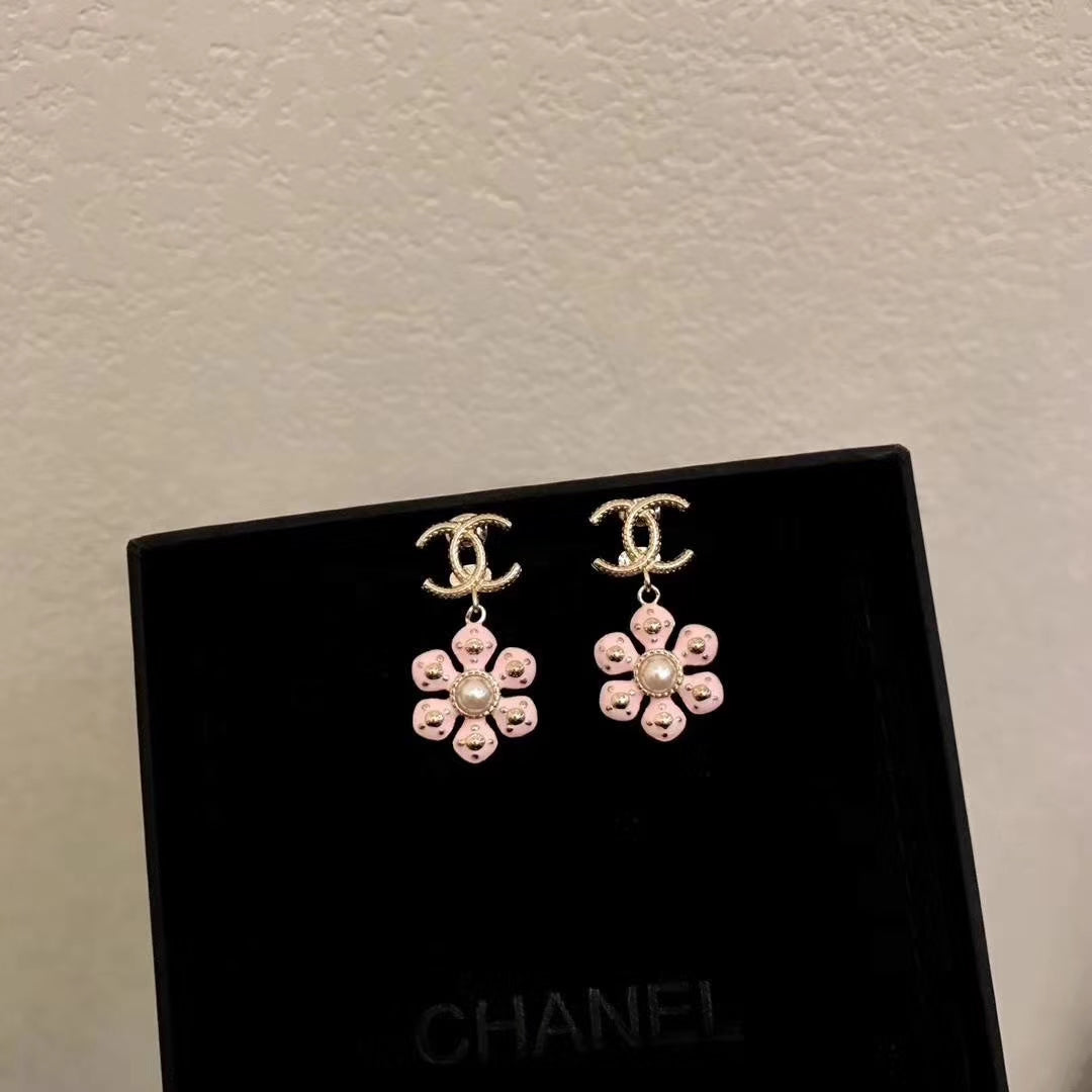 14C48EDE Stylish Earrings