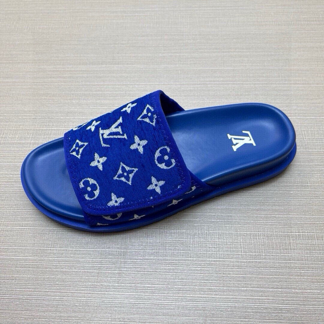 5QE4ZDE Stylish Slippers
