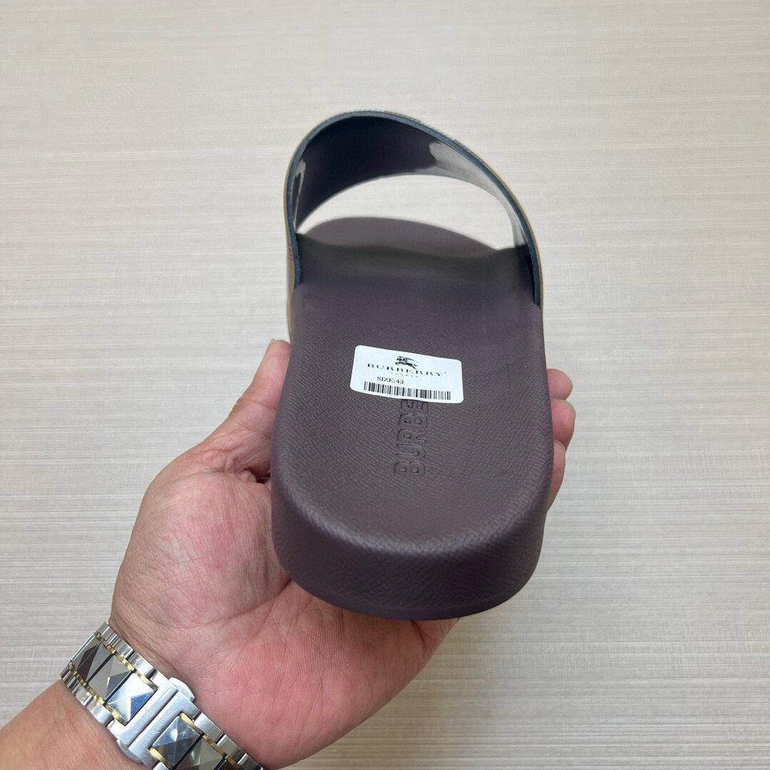 535ZR251ZDE Stylish Slippers