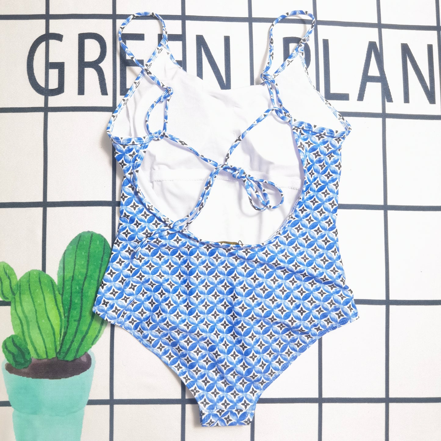 14E93YDE Stylish  Bikini swimsuit