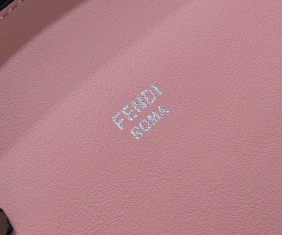 2XF331BDE Stylish leather bag 