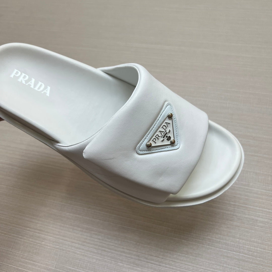 54PD4ZDE Stylish slippers