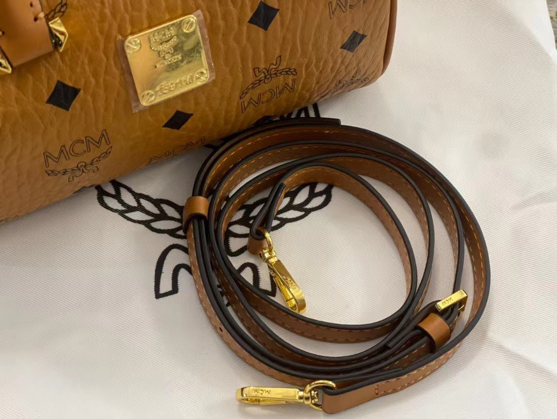 2XE142BDE Stylish leather bag 