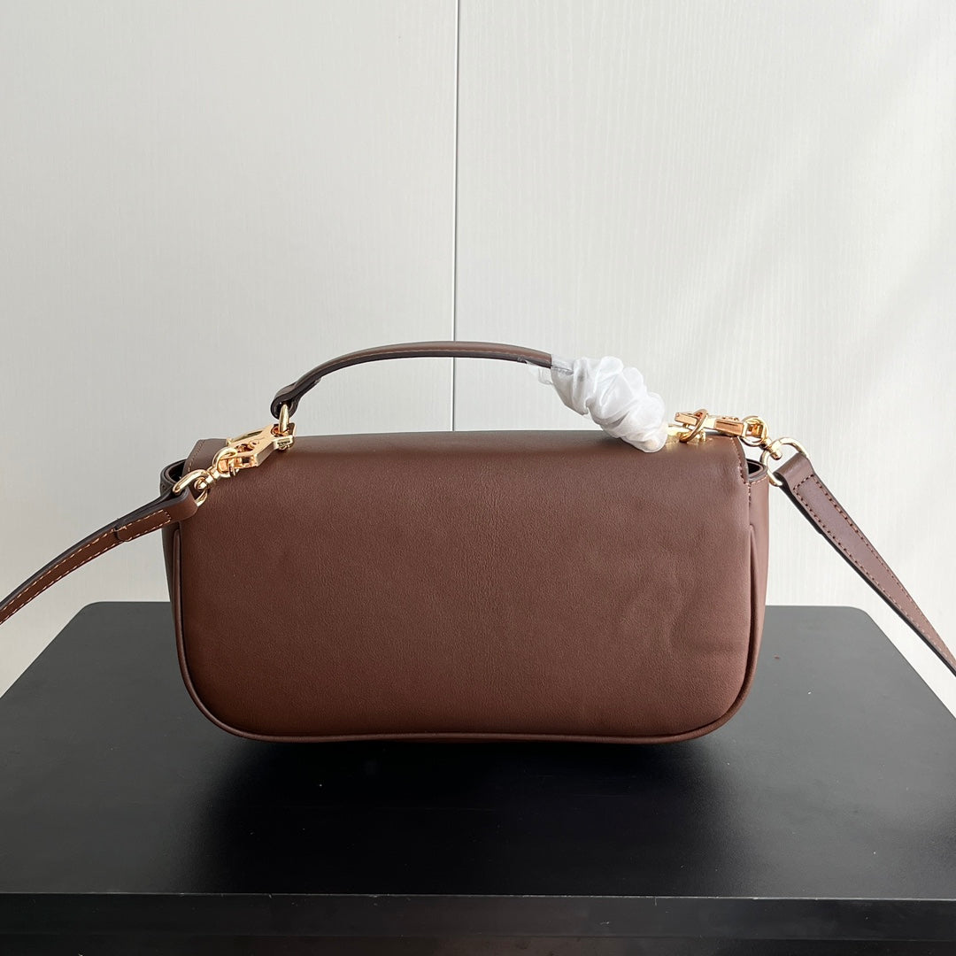 1XB55BDE Stylish leather bag