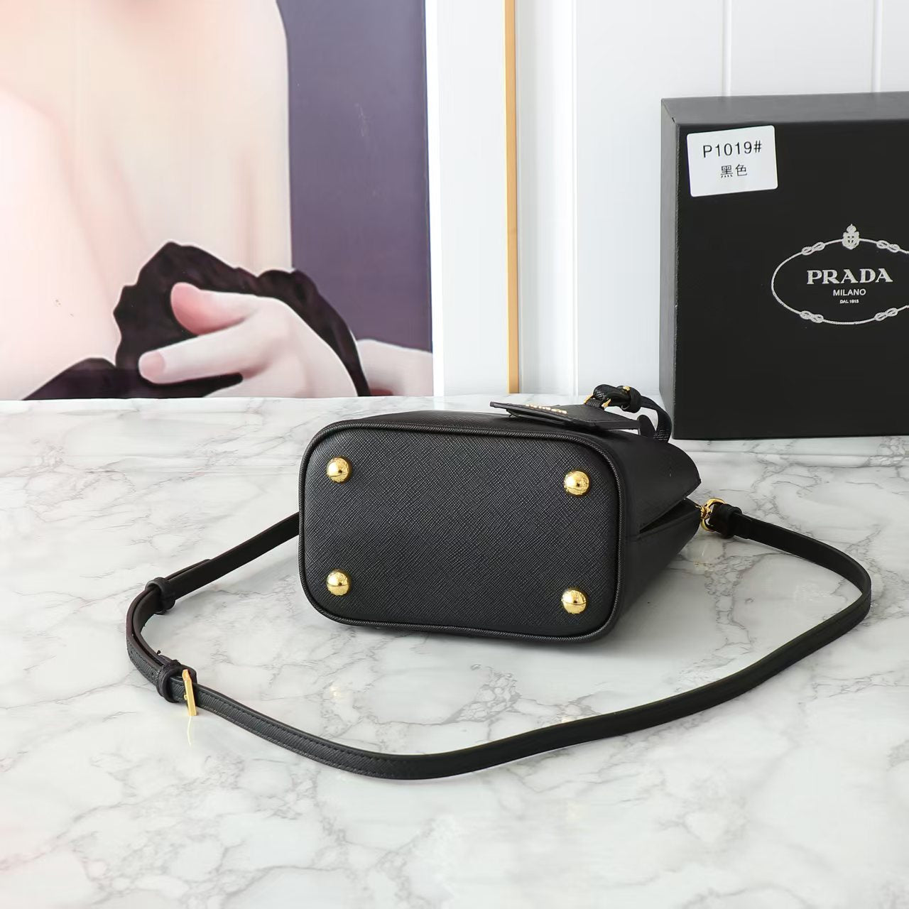 1WP102BDE Stylish leather bag