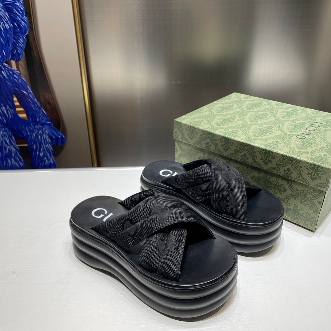 14B145ZDE Stylish Slippers Sole thickness 8cm