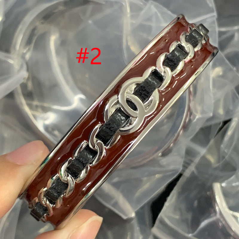 84C60KDE Stylish Bracelets