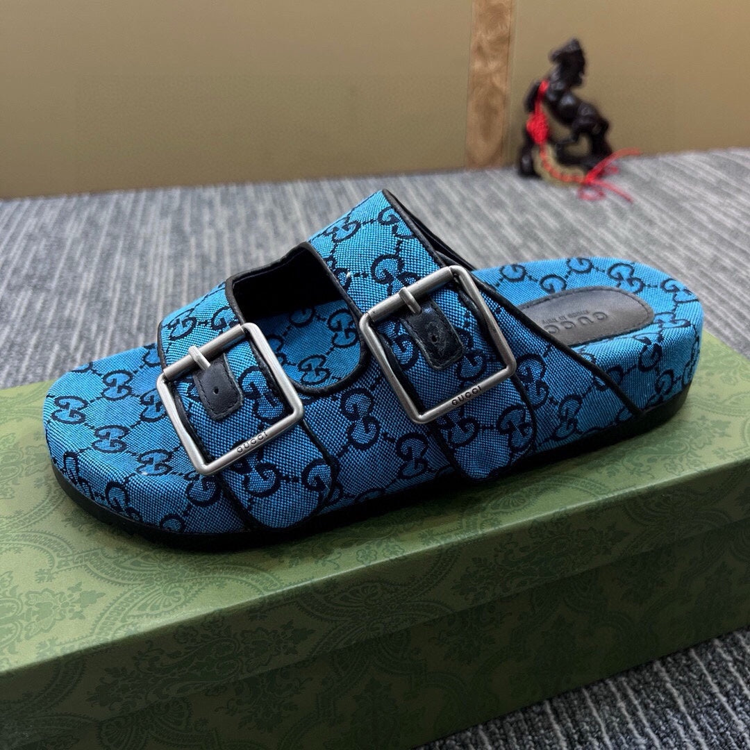 54B123ZDE Stylish slippers