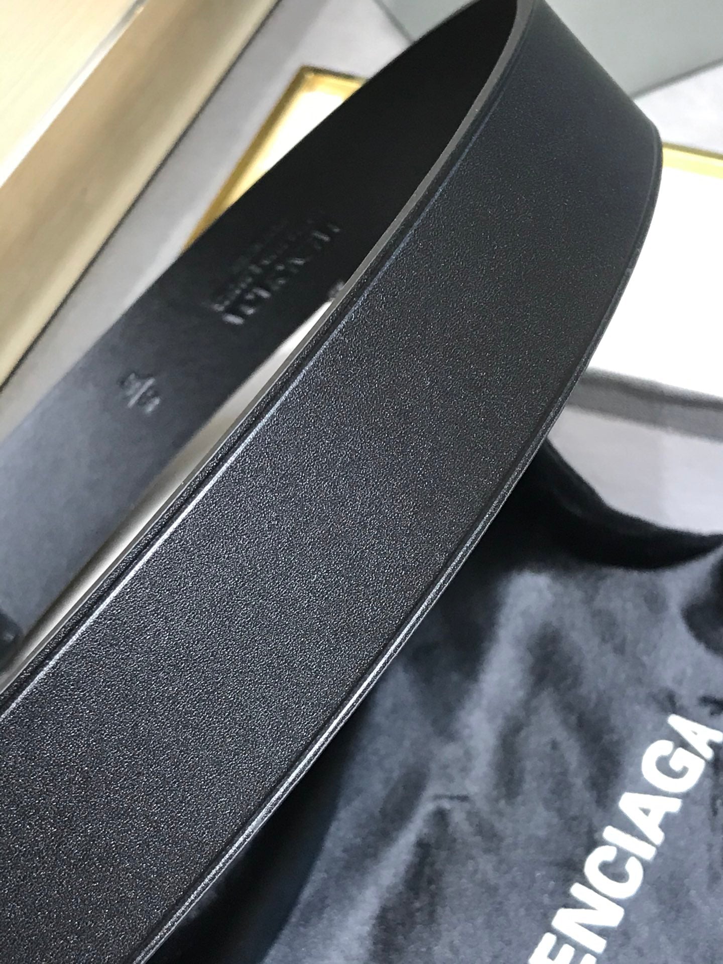 255RJ4PDE Stylish  High quality belt With full package