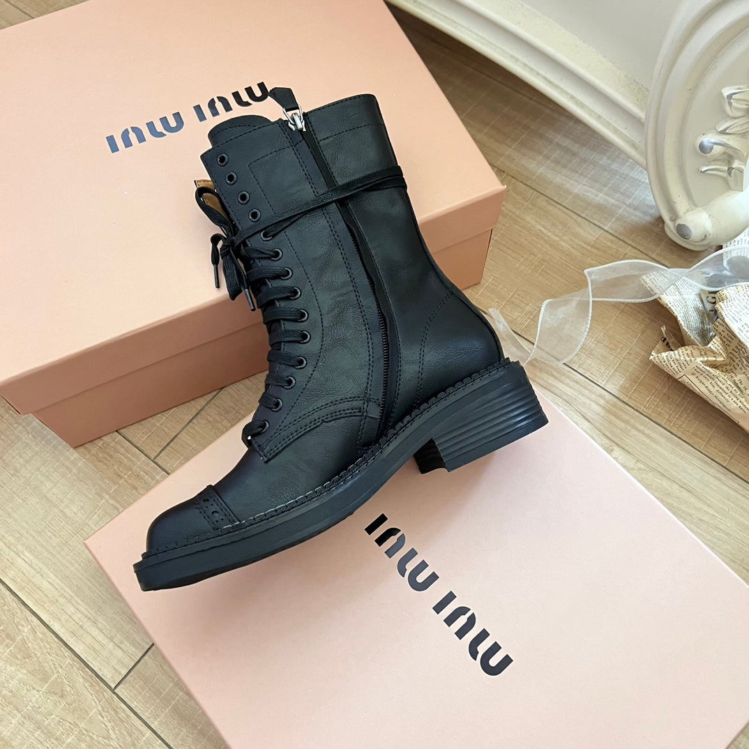 1XA60ZDE Stylish leather  boots