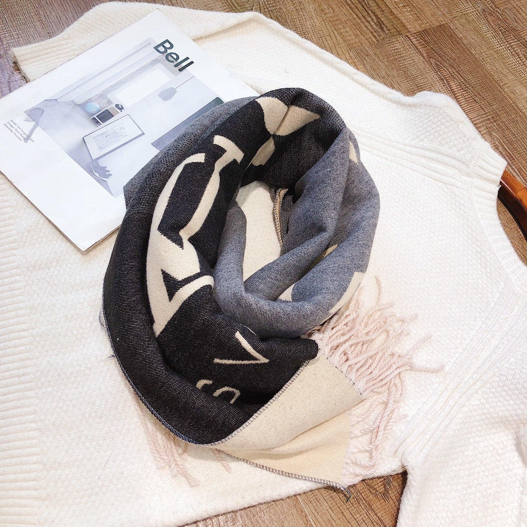 175RE47WDE Stylish Winter Scarves
