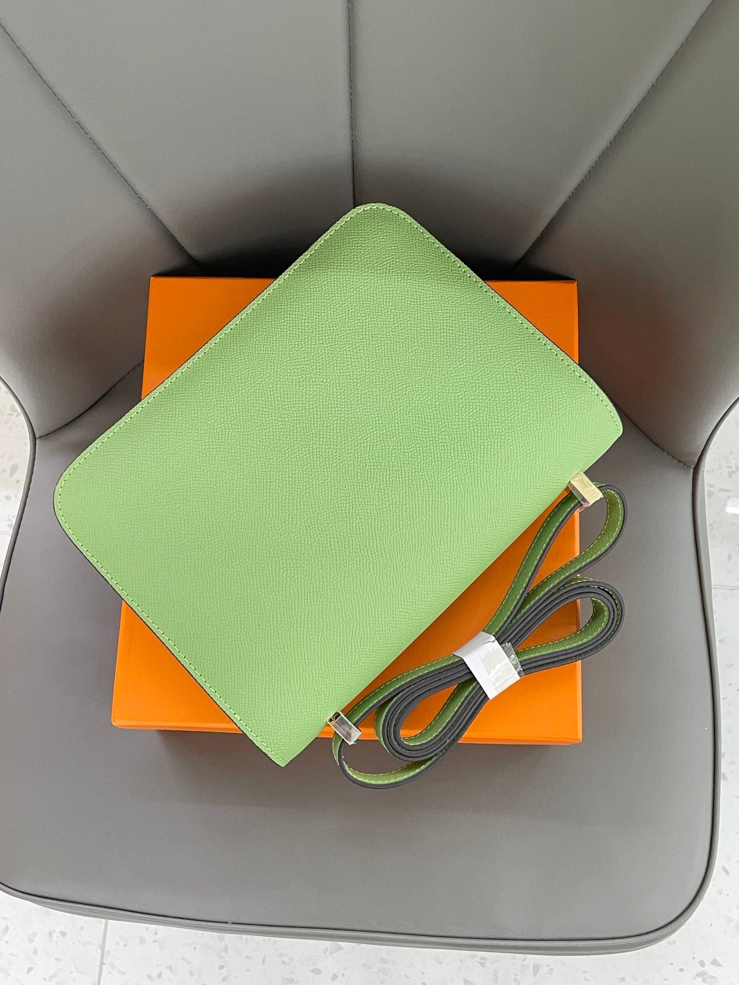 155NH66BDE Stylish leather bag