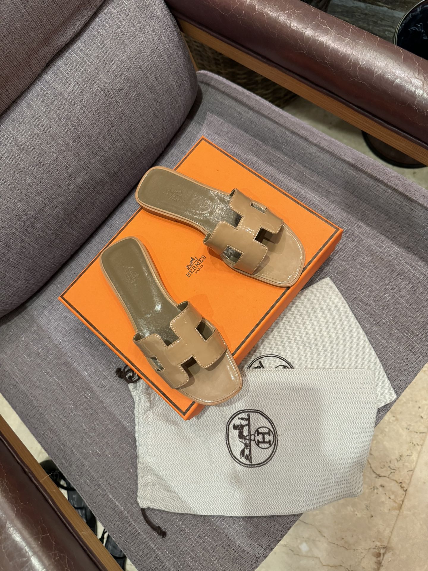 155ZH310ZDE Stylish Slippers