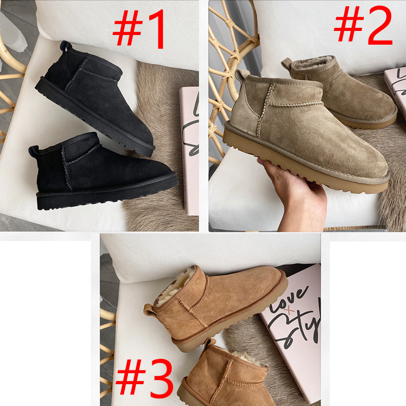 2YA96ZDE Stylish snow boots