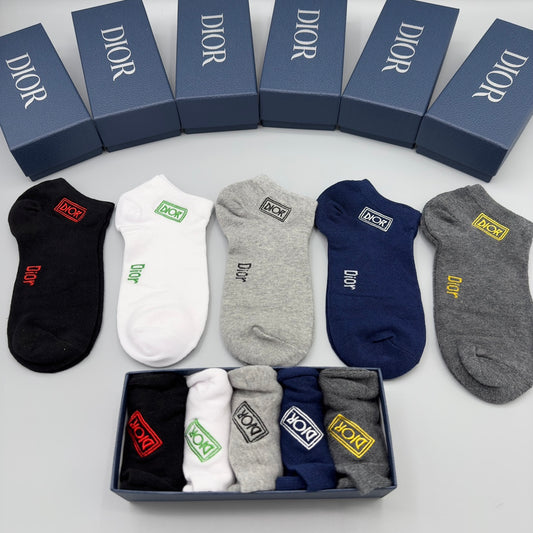 235QD47SDE Stylish socks(5 pairs )