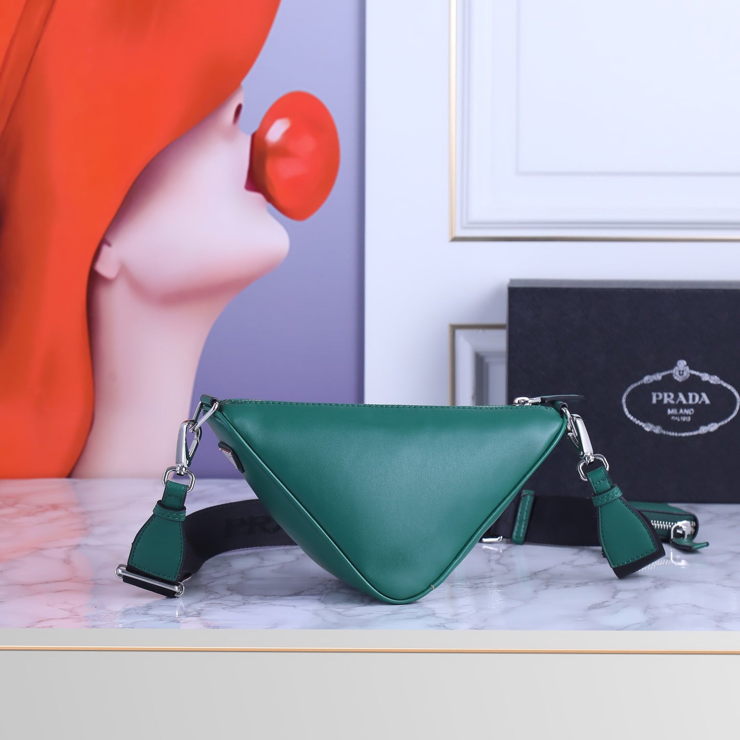 1XPD82BDE Stylish leather bag 