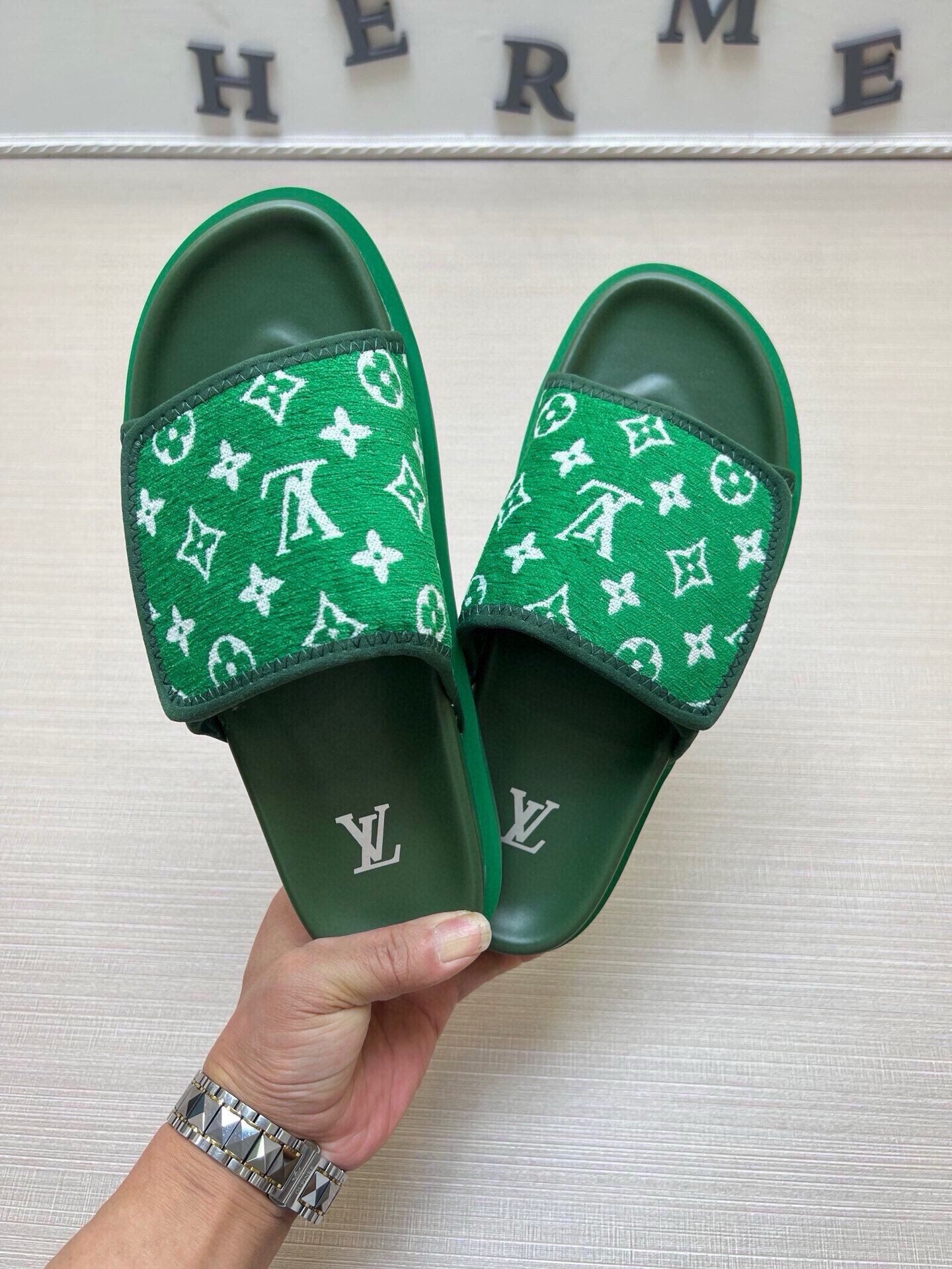 5LE209ZDE Stylish Slippers