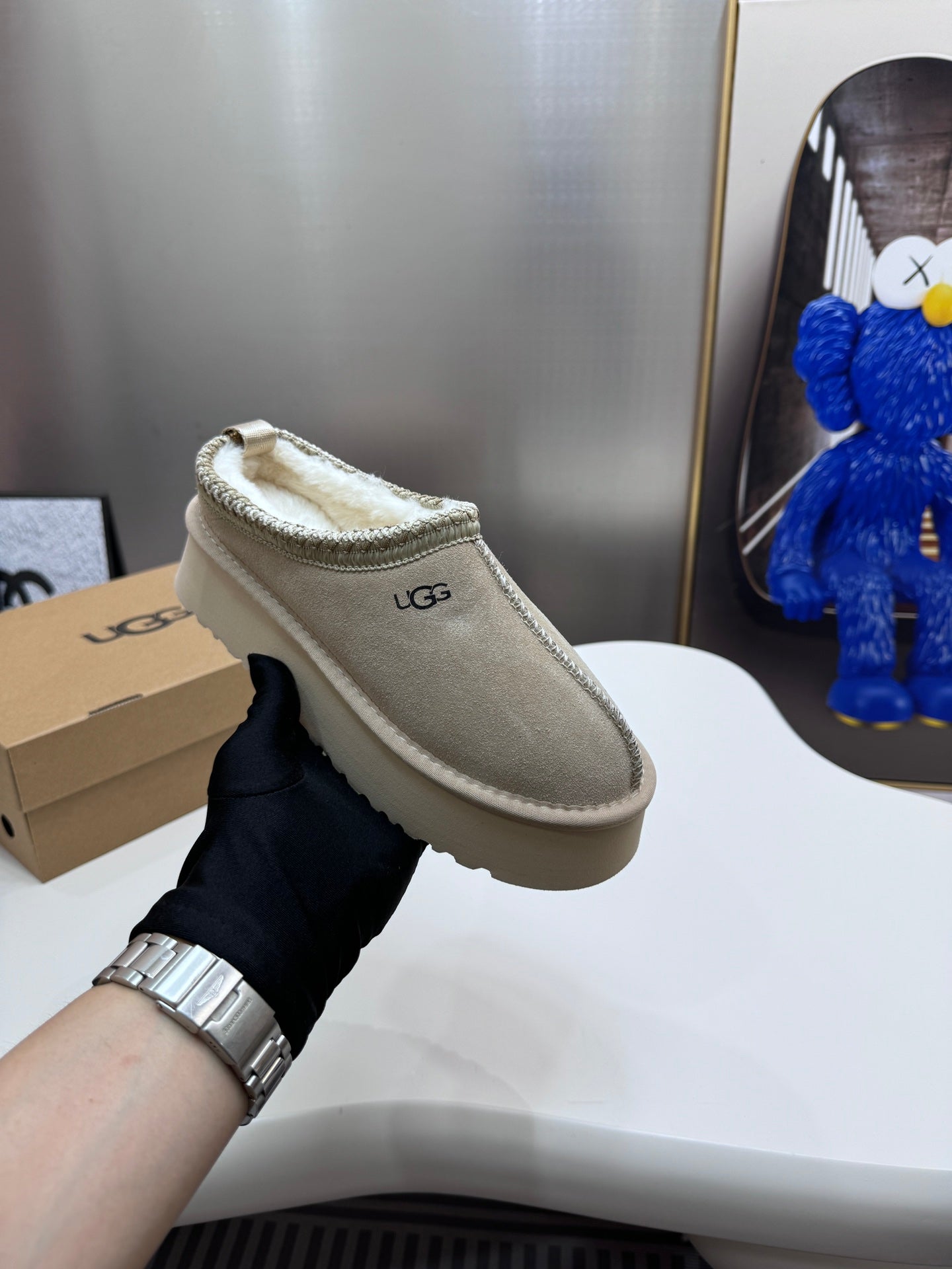 1LU13ZDE Stylish snow boots