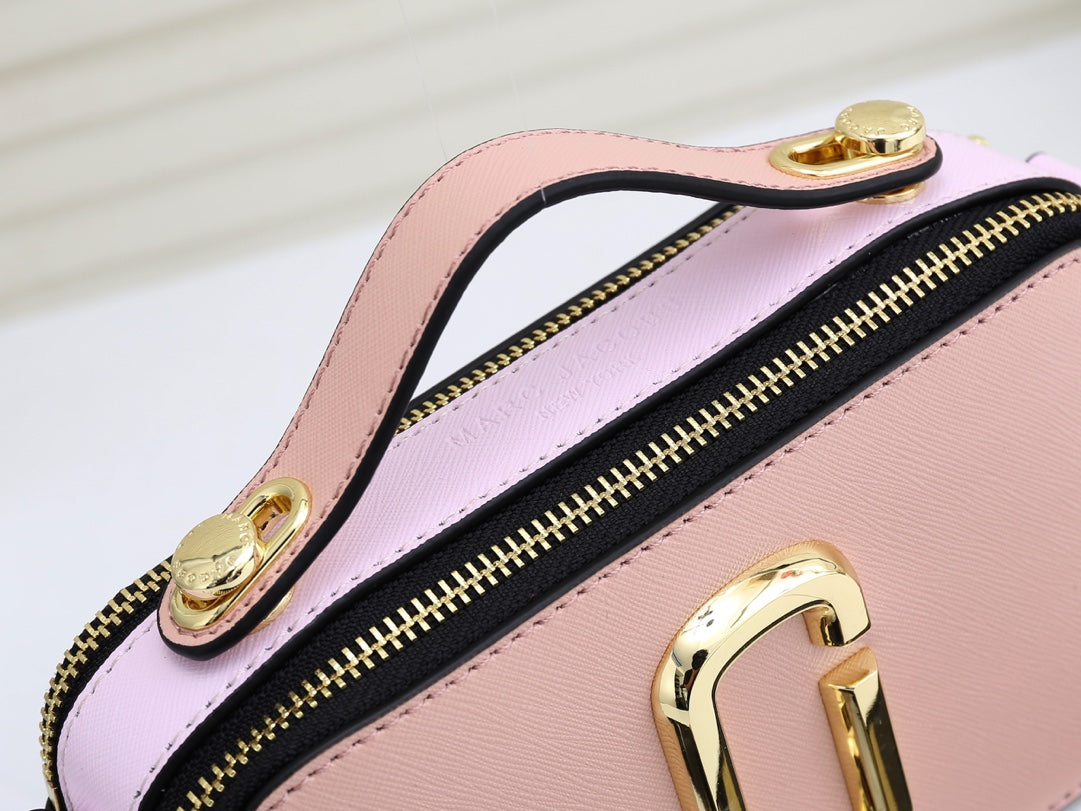 1XA31BDE Stylish leather bag 