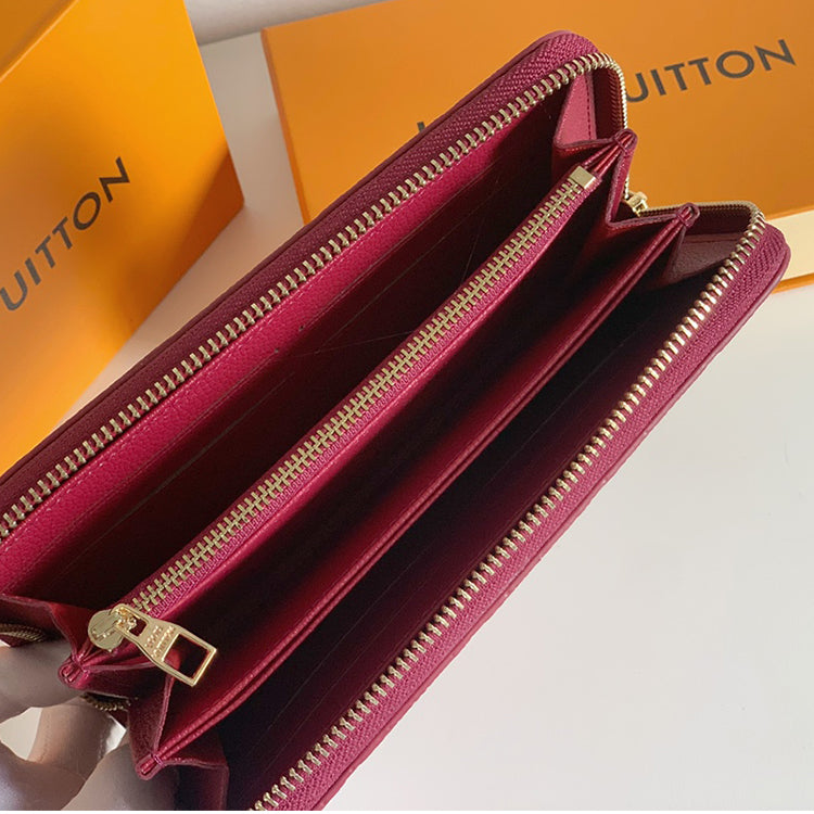 1E06BDE Stylish leather wallets