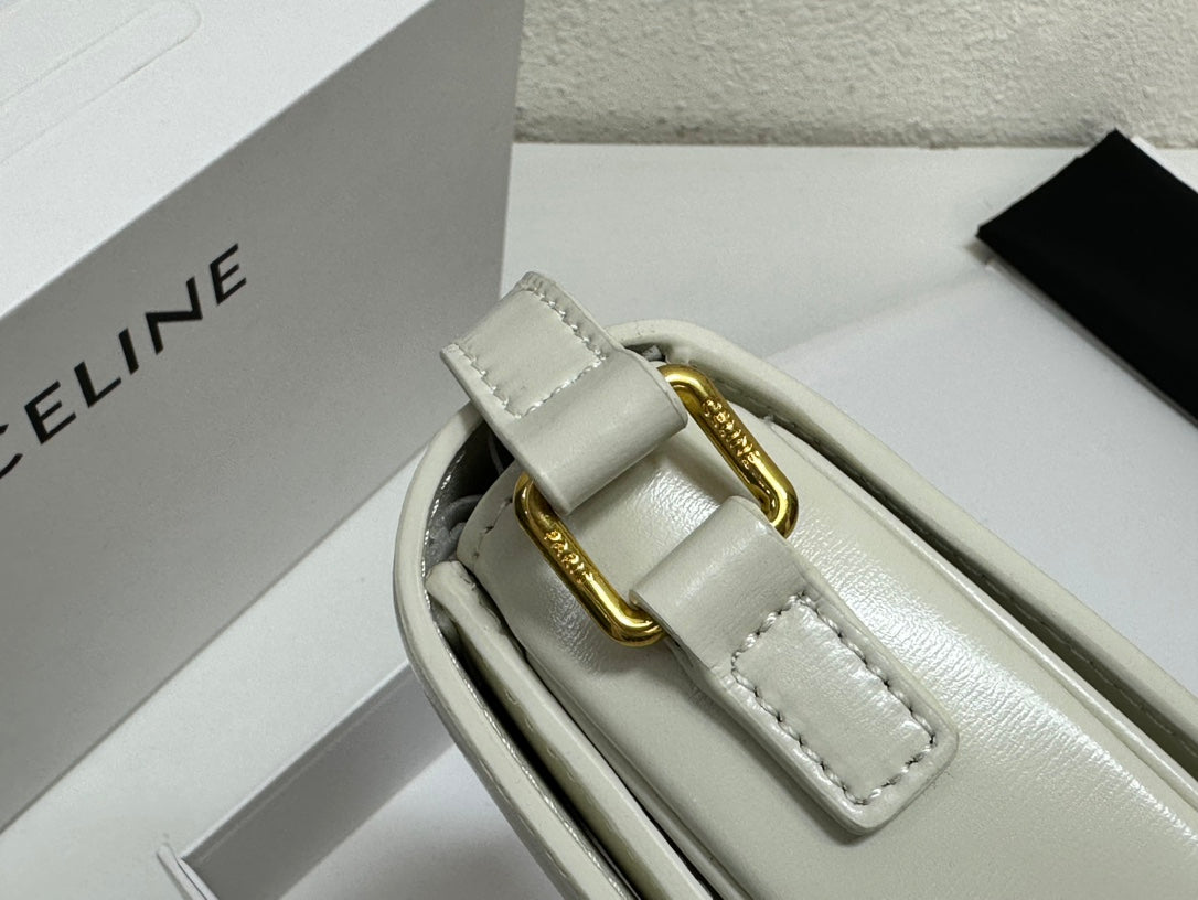 1WN61BDE Stylish leather bag