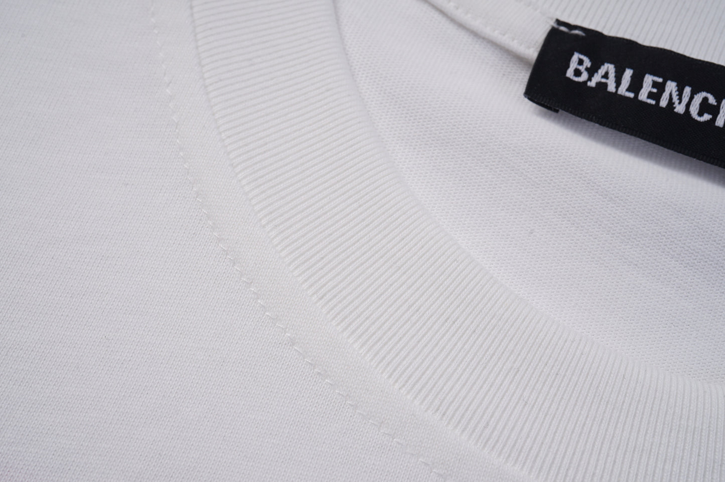 1ZJ540UDE Stylish T-shirts
