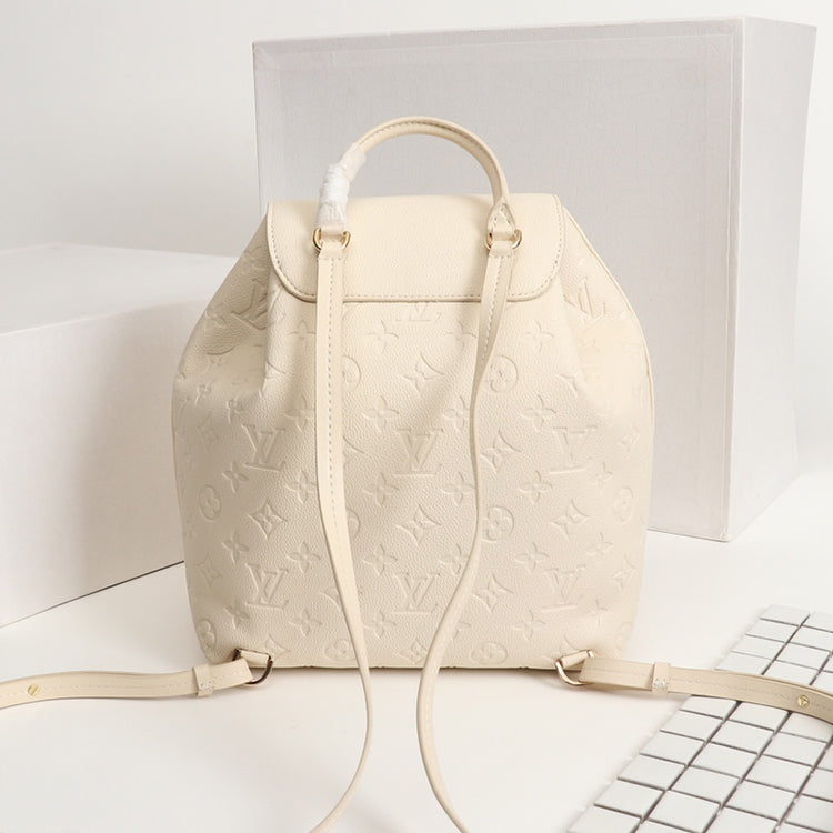 1E065BDE Stylish leather bag 
